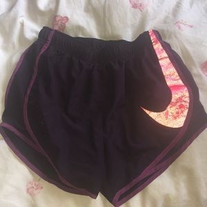 SOLD / Nike Workout Sweat-Resistant Shorts